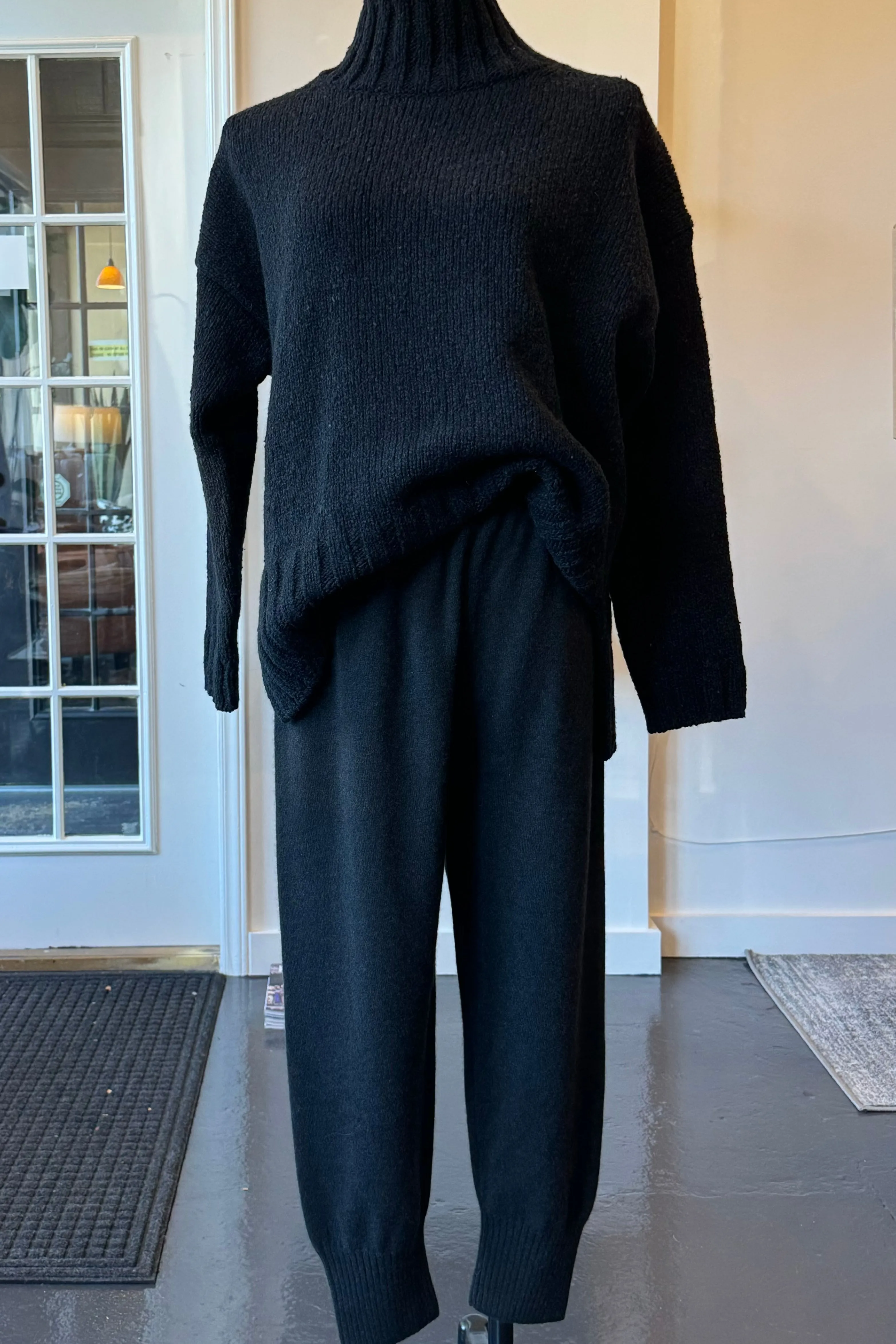 Cashmere Leggings in Sumi