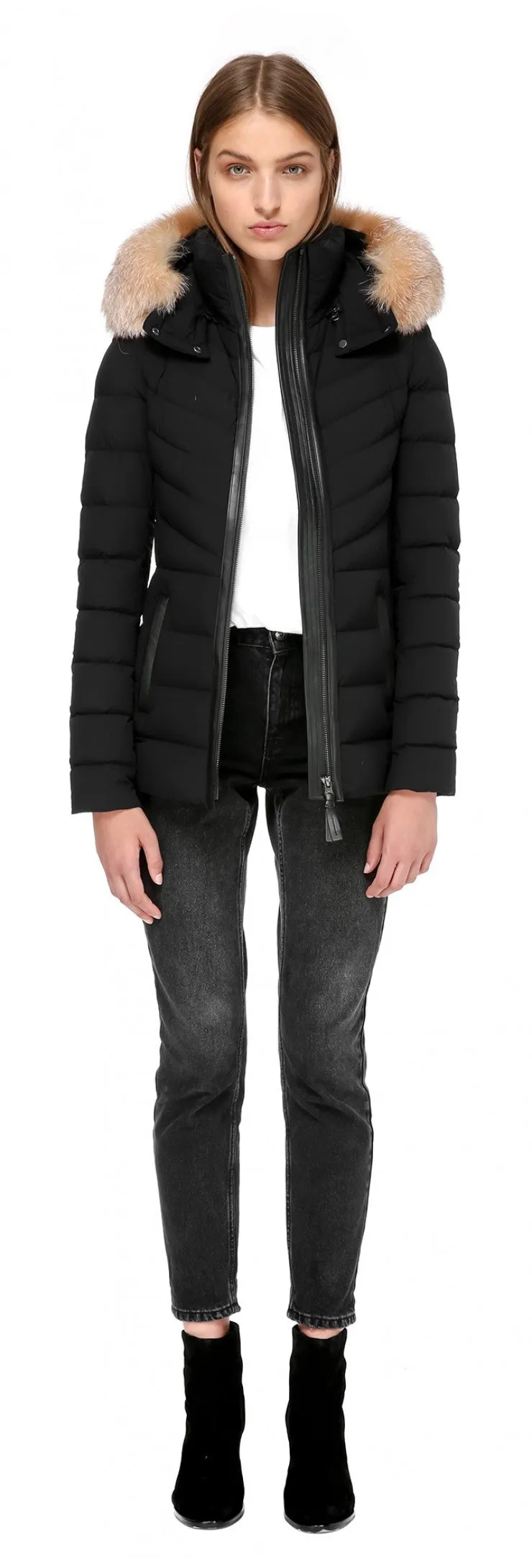 Mackage -  PATTI-X LIGHTWEIGHT DOWN JACKET WITH HOOD IN BLACK