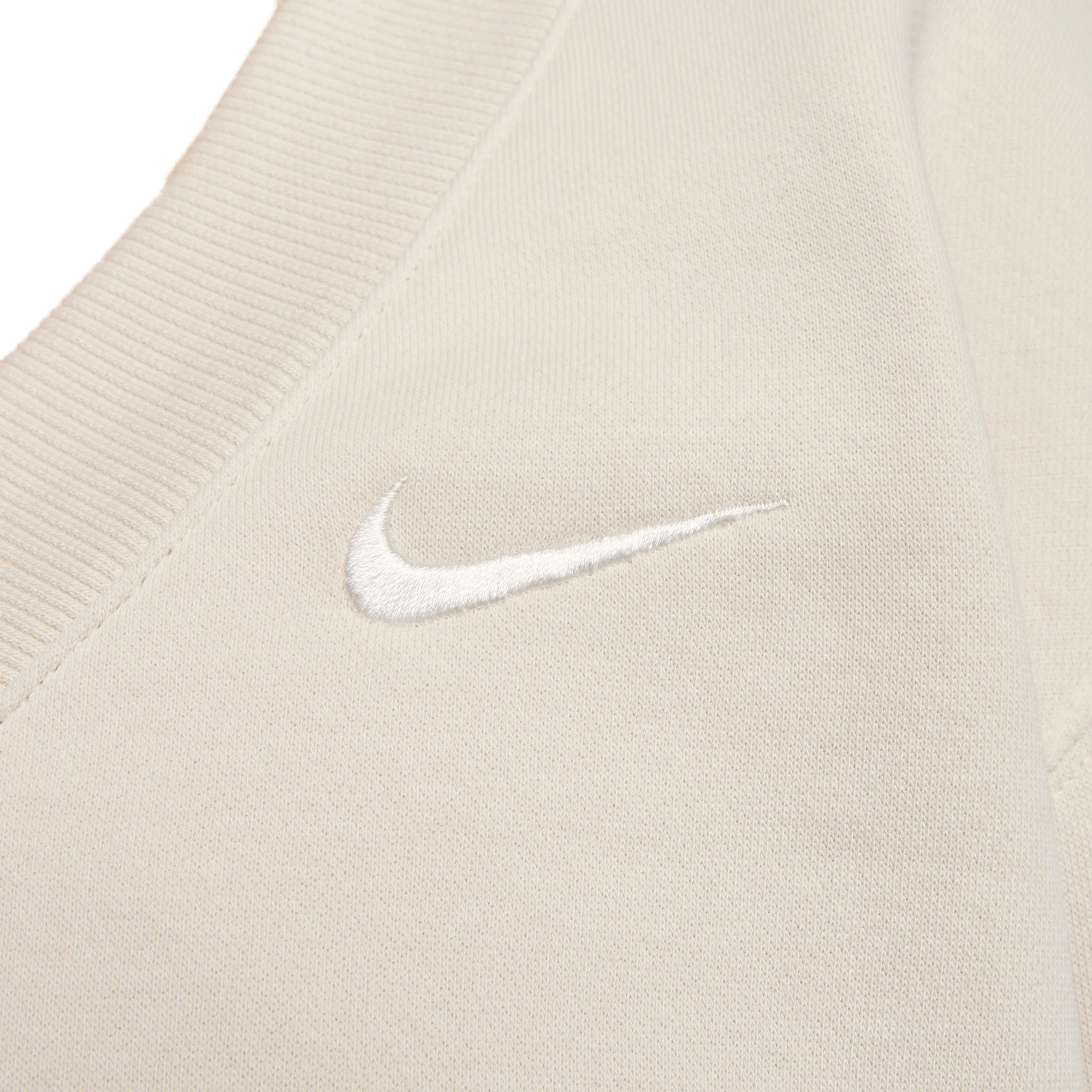 Nike Sportswear Phoenix Fleece Women's Cropped V-Neck Top