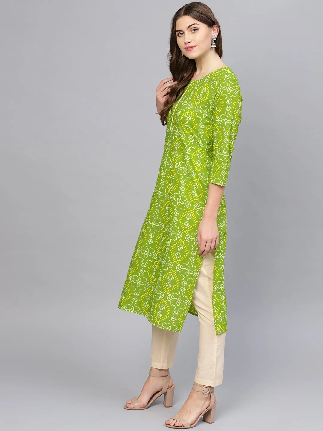 Women Green & Cream-Coloured Printed Kurta With Trousers