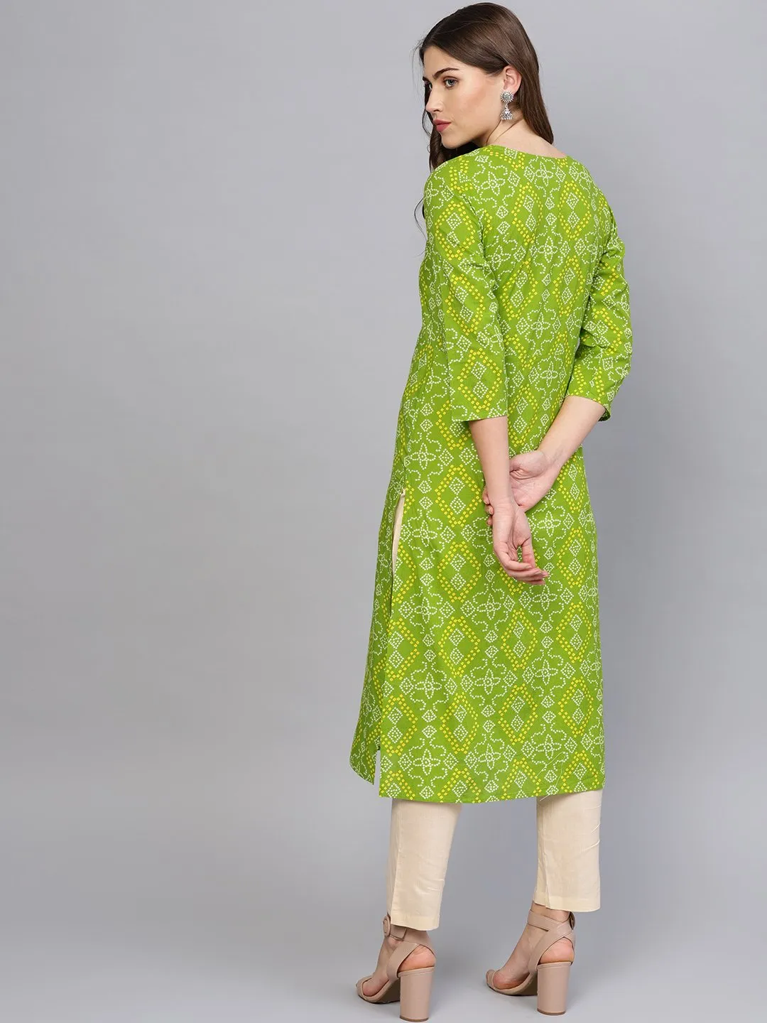 Women Green & Cream-Coloured Printed Kurta With Trousers