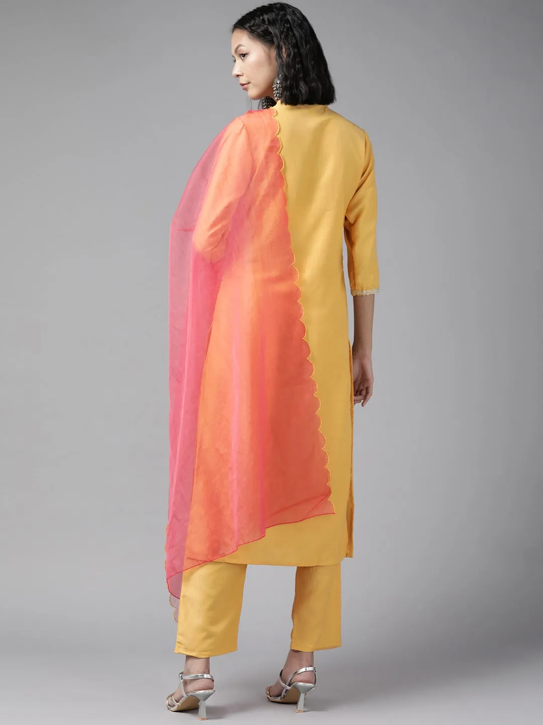 Women Yellow Silk Blend Kurta Set With Dupatta